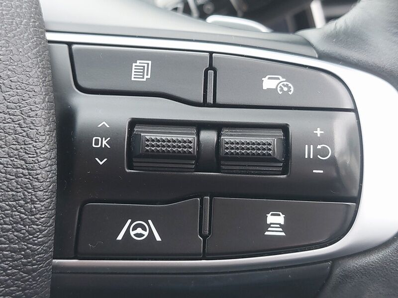 More views of Kia Sportage