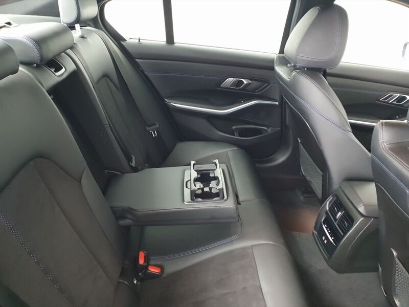 More views of BMW 3-Series