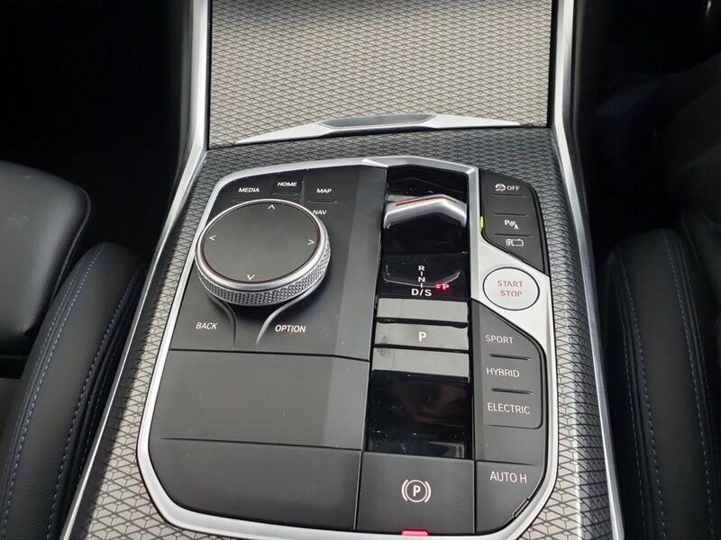 More views of BMW 3-Series