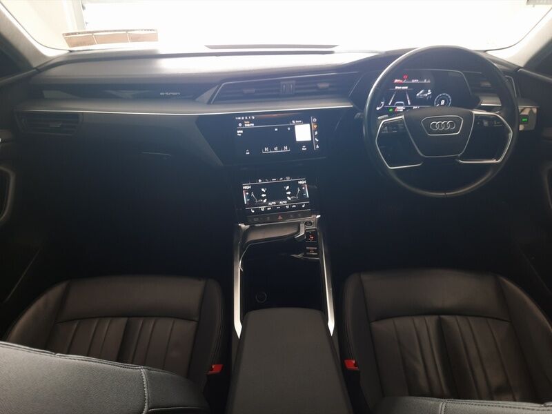 More views of Audi e-tron