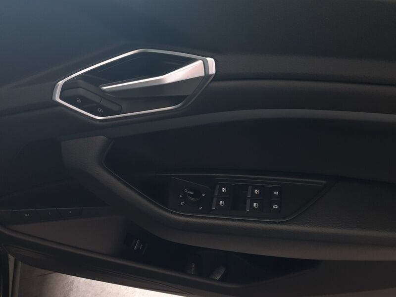 More views of Audi e-tron