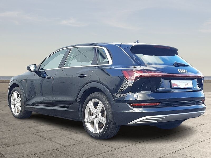 More views of Audi e-tron