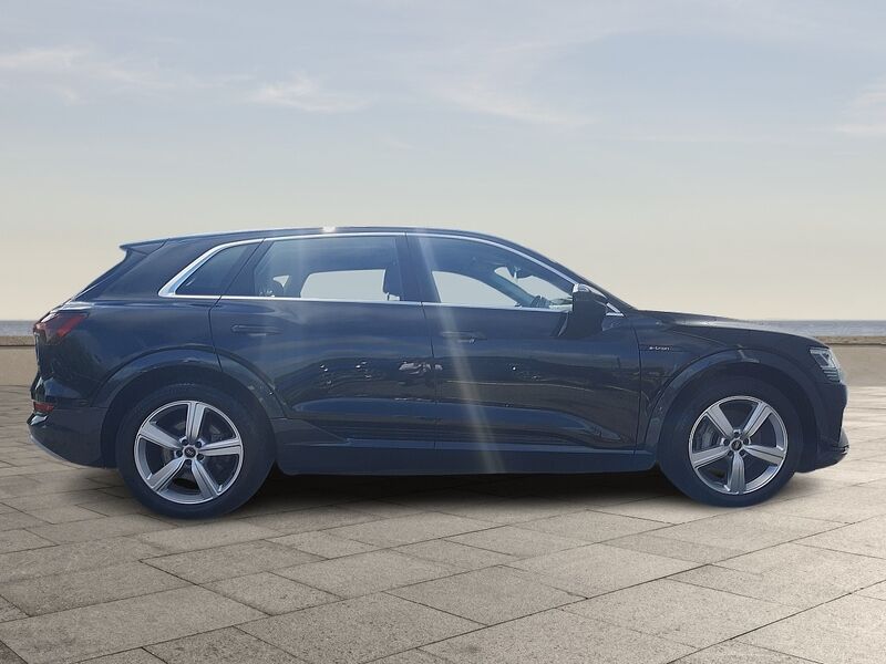 More views of Audi e-tron