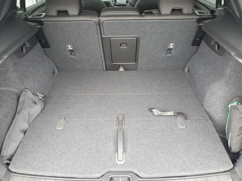 More views of Volvo EX40