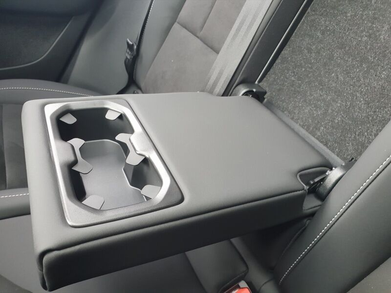 More views of Volvo EX40