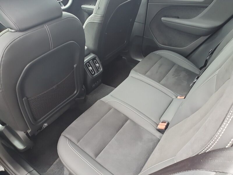 More views of Volvo EX40