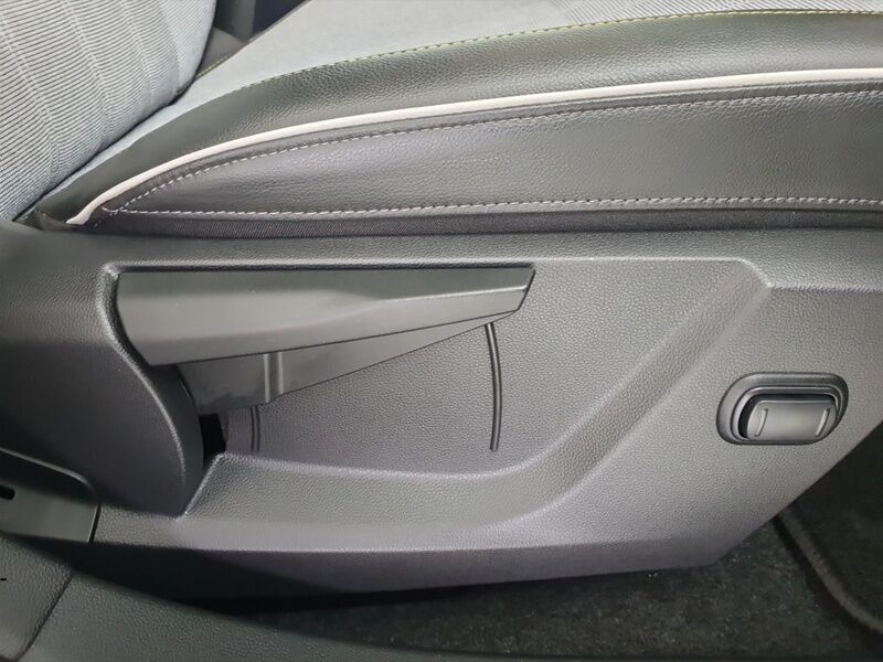 More views of Renault Megane E-Tech