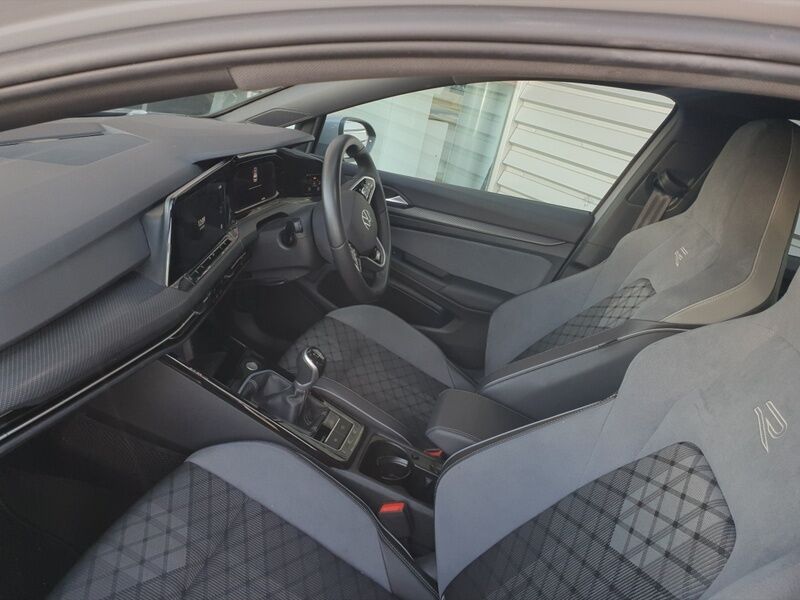 More views of Volkswagen Golf