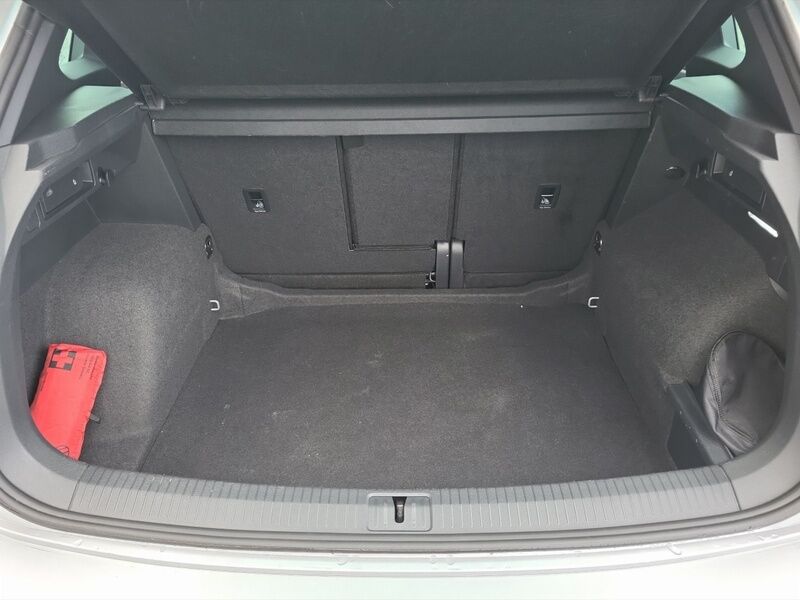 More views of Volkswagen Tiguan