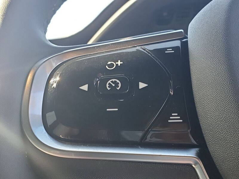 More views of Volvo XC90