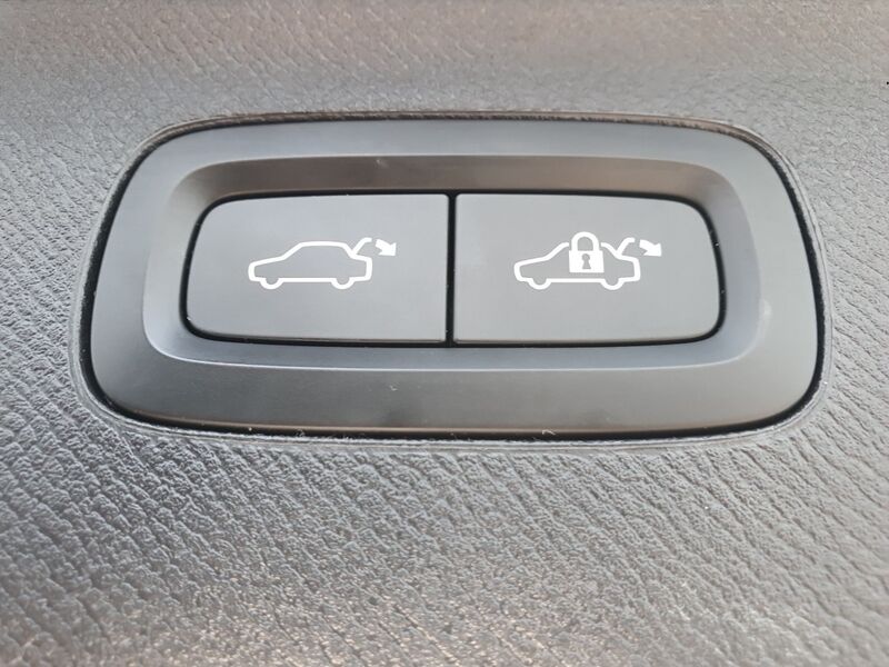 More views of Volvo XC90