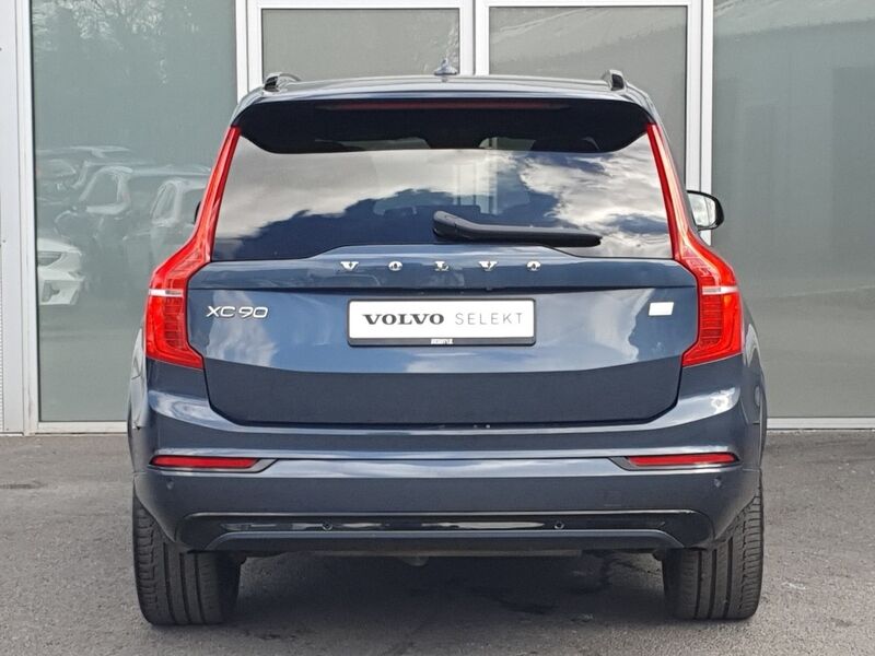 More views of Volvo XC90