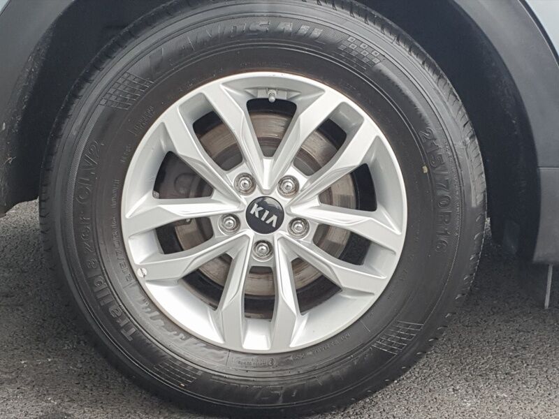 More views of Kia Sportage