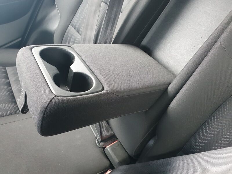 More views of Kia Sportage