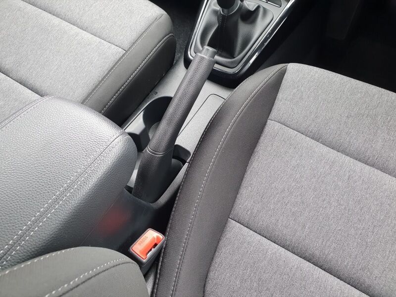 More views of Kia Stonic