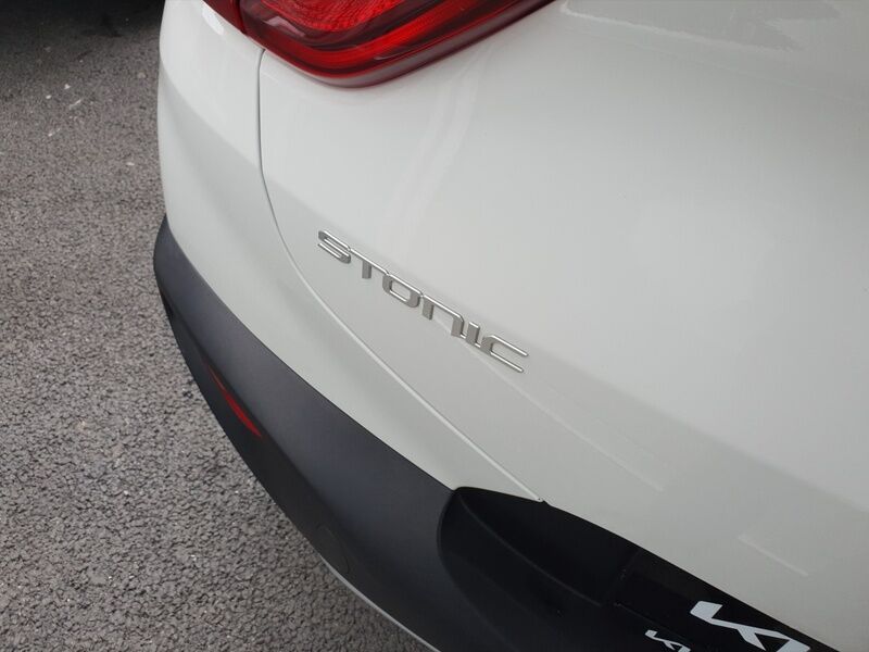 More views of Kia Stonic