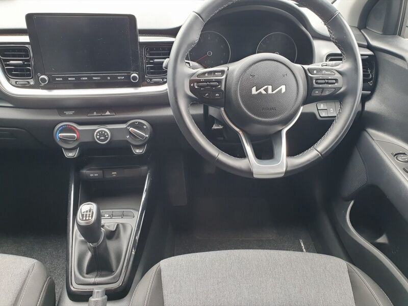 More views of Kia Stonic