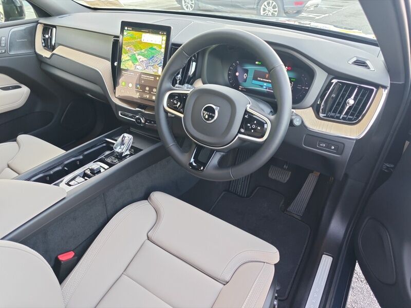 More views of Volvo XC60