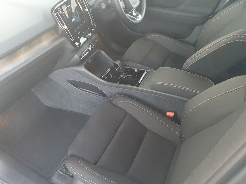 More views of Volvo XC40