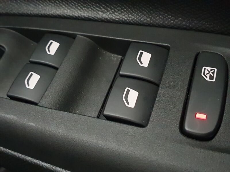 More views of Opel Corsa