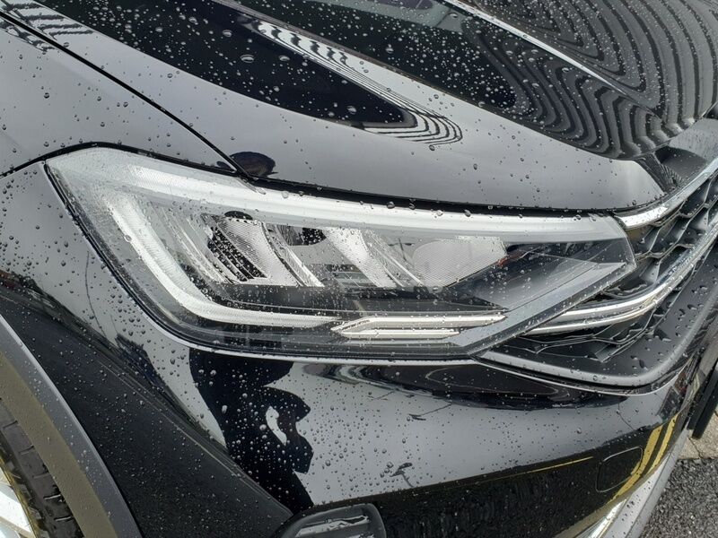 More views of Volkswagen Taigo