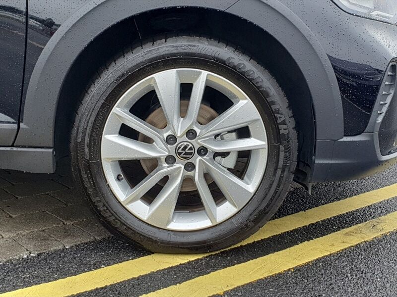 More views of Volkswagen Taigo