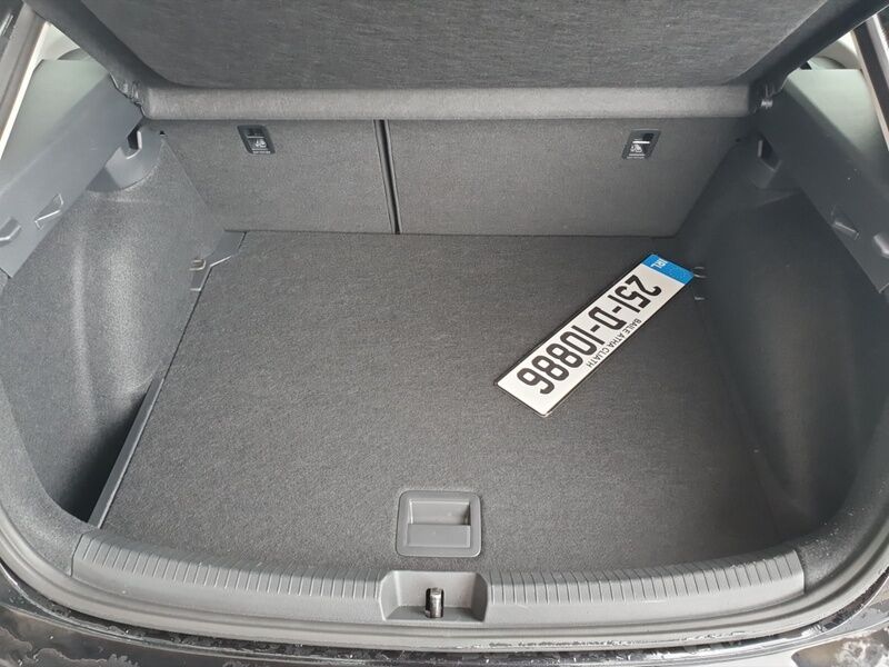 More views of Volkswagen Taigo