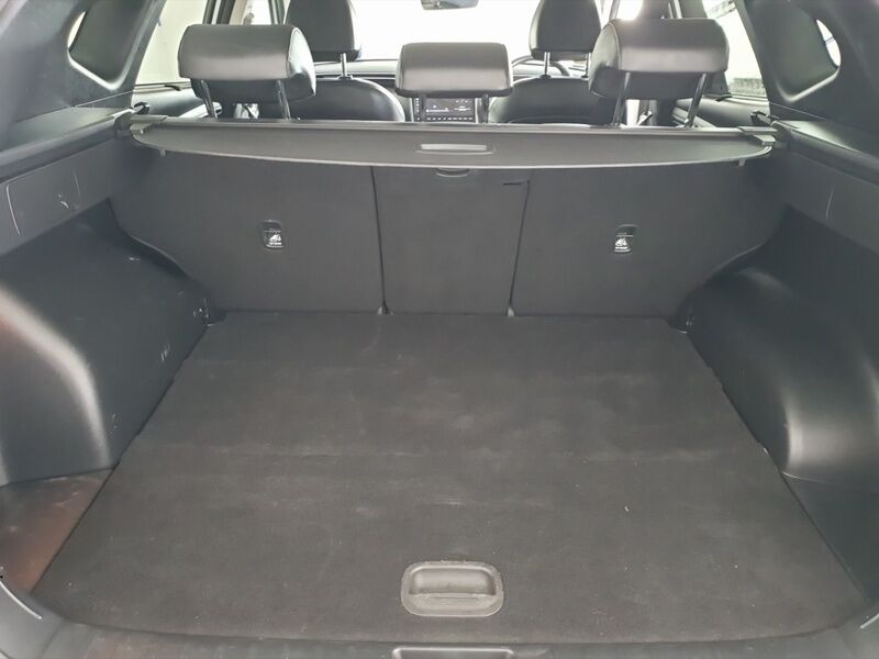 More views of Hyundai Tucson