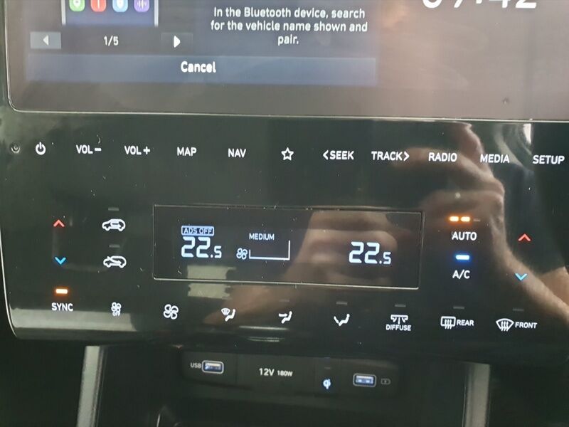 More views of Hyundai Tucson