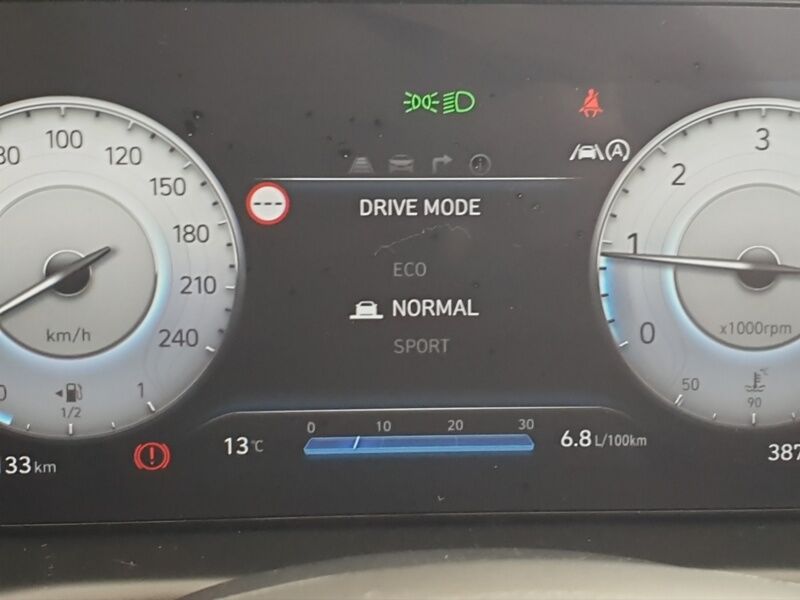 More views of Hyundai Tucson