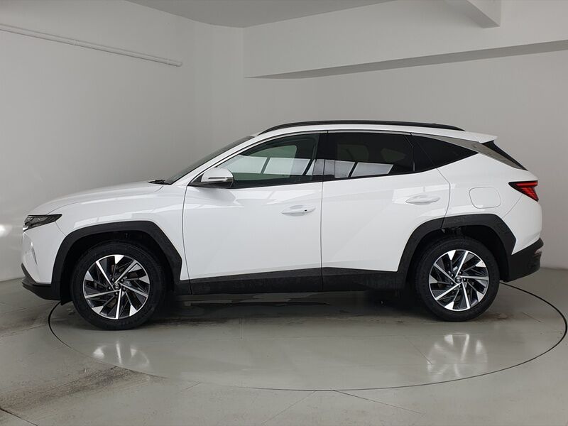 More views of Hyundai Tucson