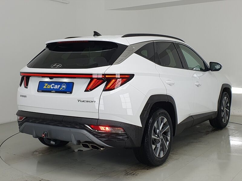 More views of Hyundai Tucson