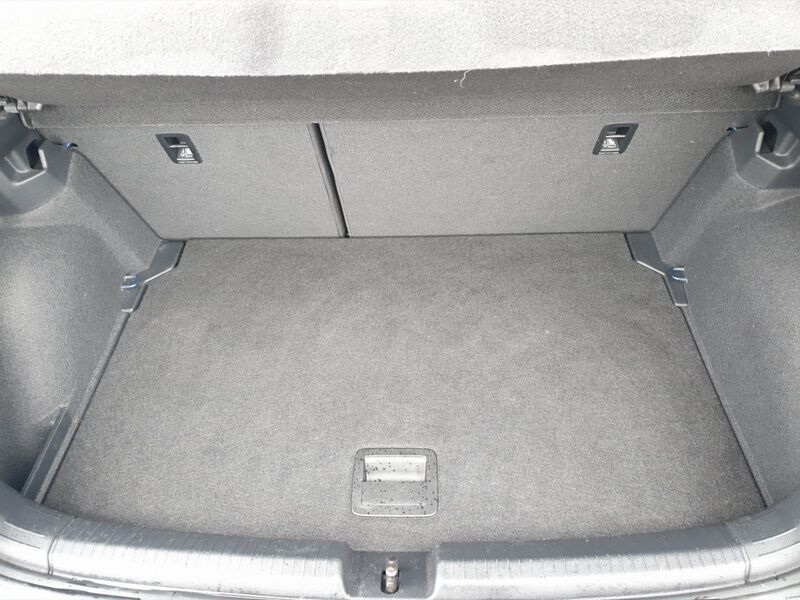 More views of Volkswagen Polo