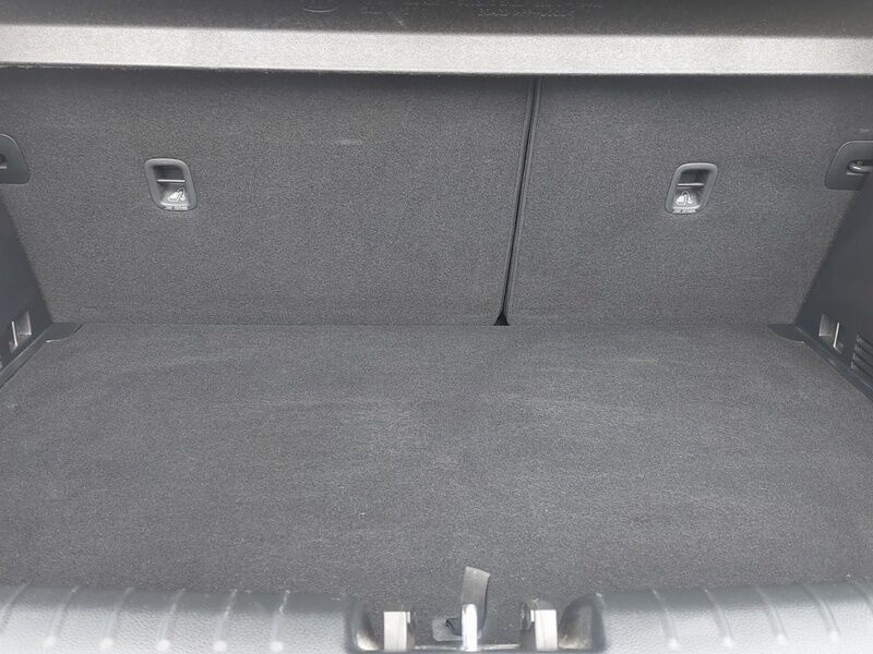 More views of Kia Stonic