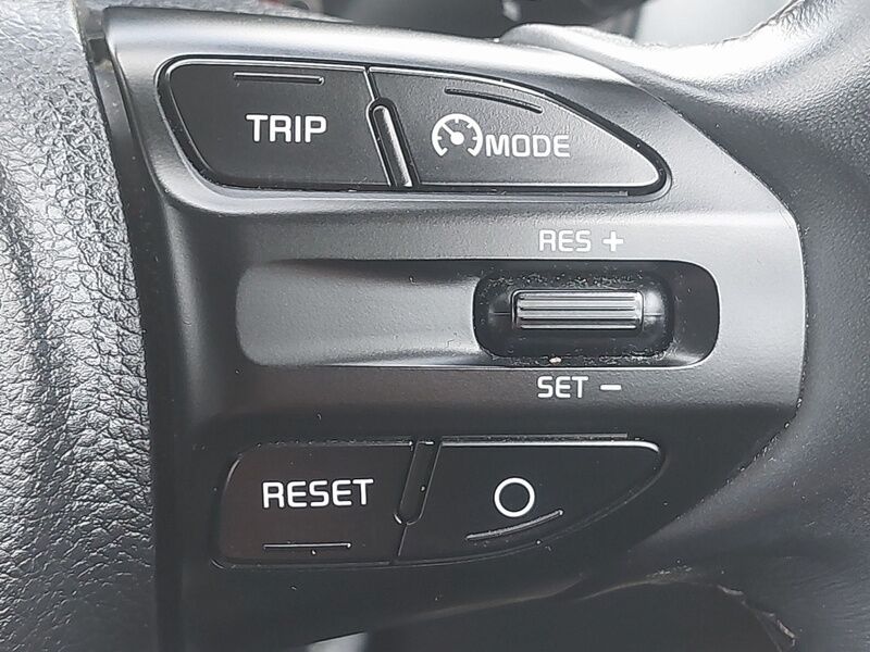 More views of Kia Stonic