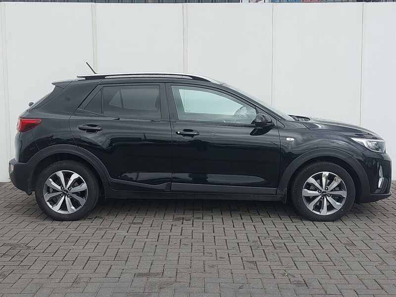 More views of Kia Stonic