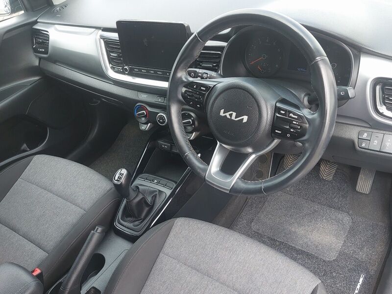 More views of Kia Stonic