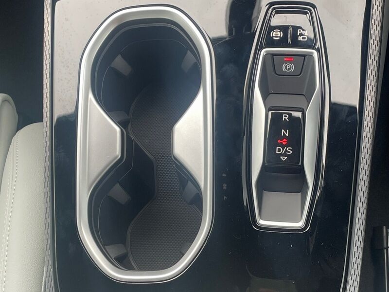 More views of Audi A6