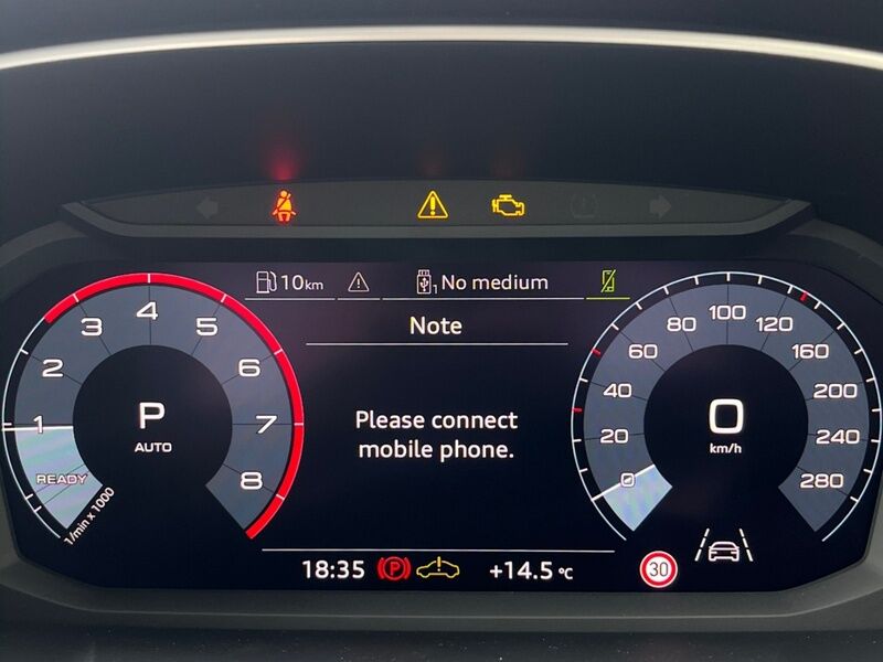 More views of Audi Q3