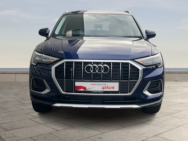 More views of Audi Q3