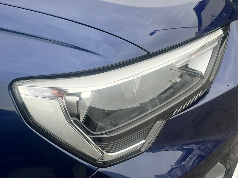 More views of Audi Q3