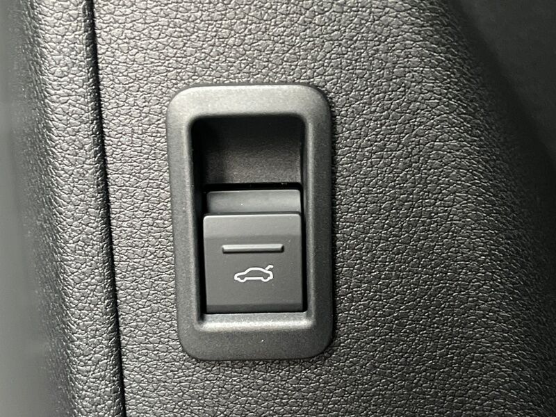 More views of Audi Q3