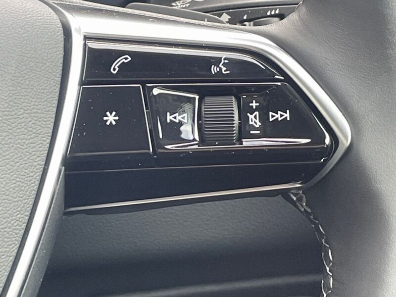 More views of Audi A6