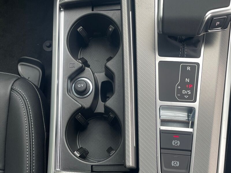 More views of Audi A6