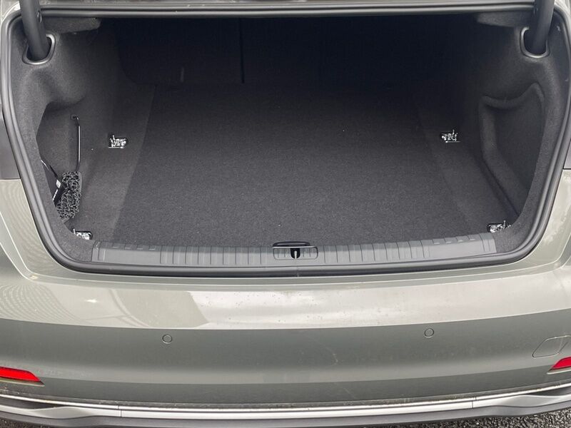 More views of Audi A6