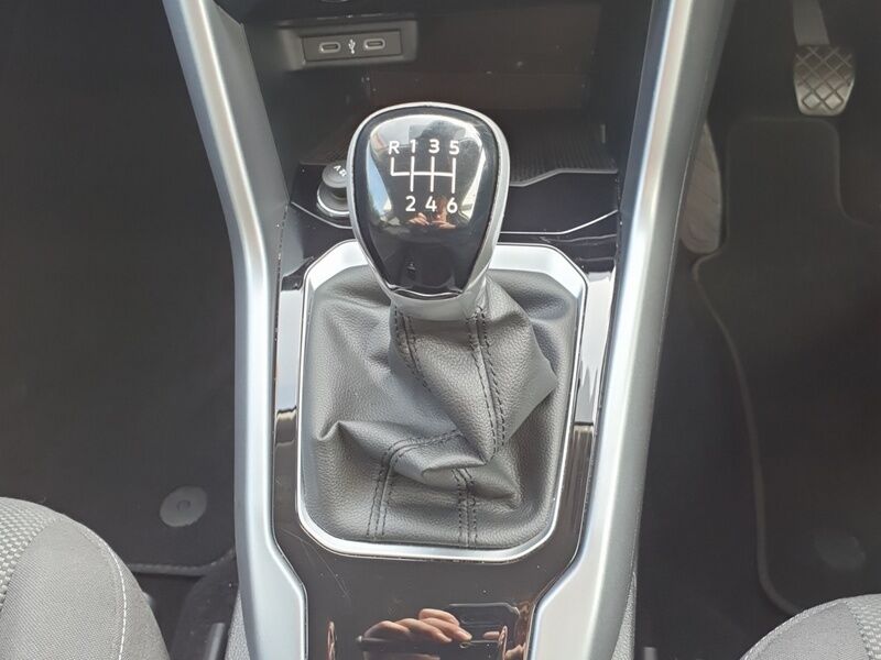 More views of Volkswagen T-Roc