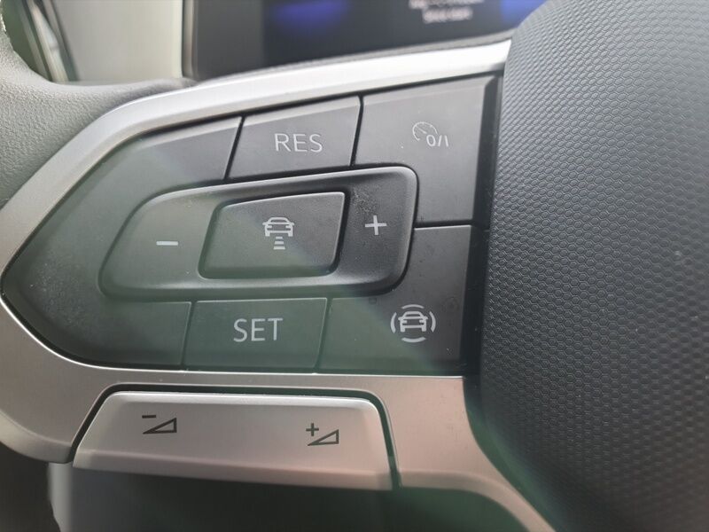 More views of Volkswagen T-Roc