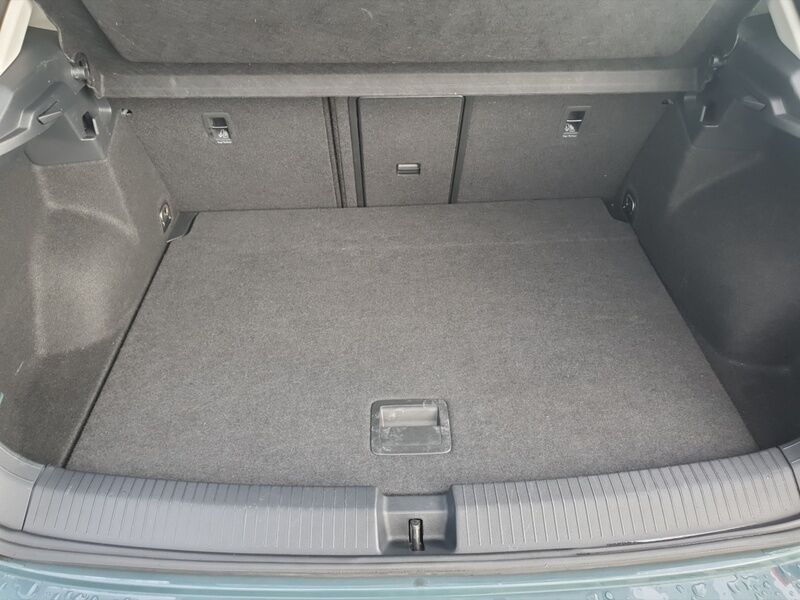 More views of Volkswagen T-Roc