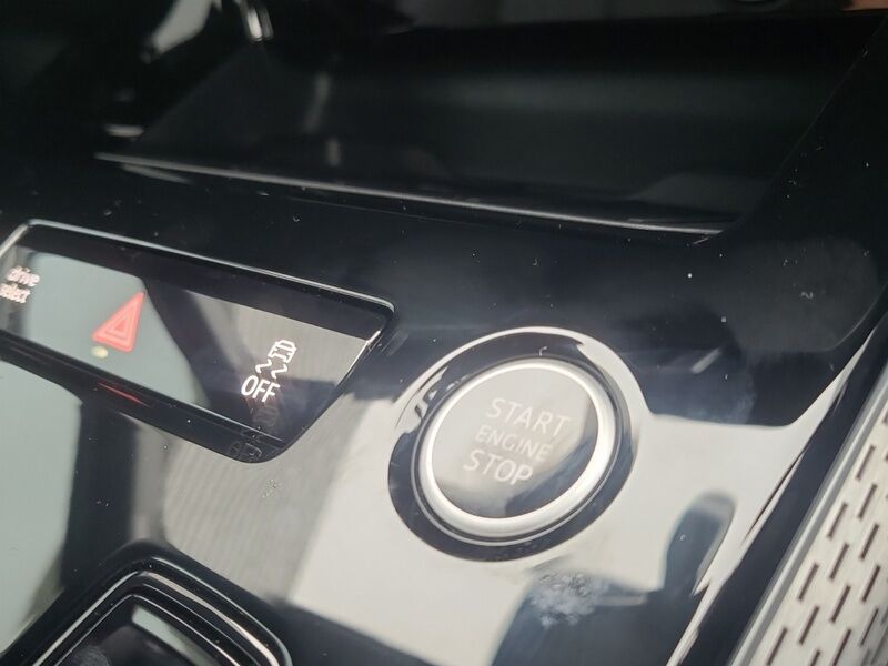 More views of Audi A6