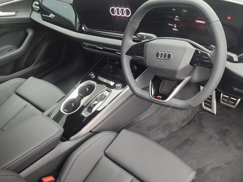 More views of Audi A6